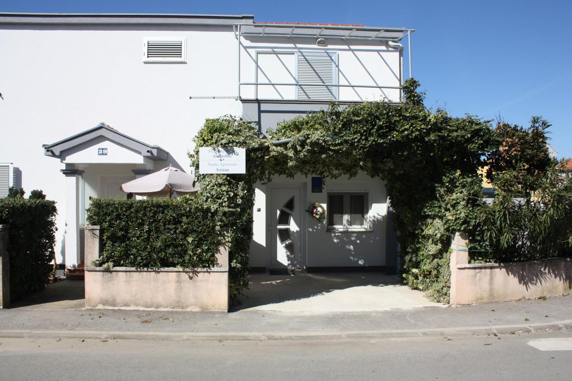 Studio Apartman Tristan Zadar Exterior foto